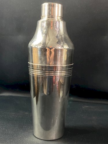 Grand shaker en métal argenté