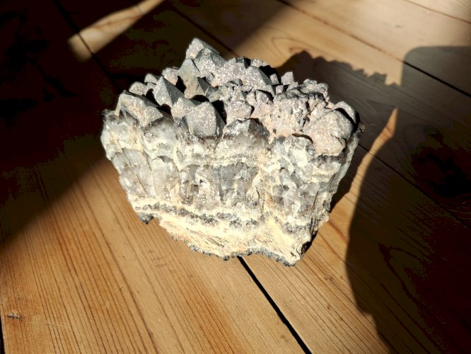 Grand specimen de quartz fumé 1 KG