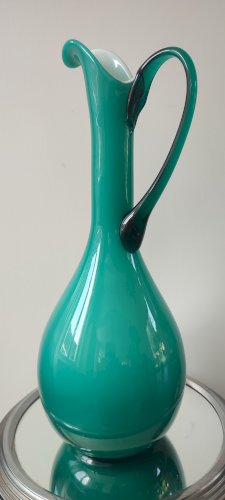 Grand vase-aiguière vintage en verre doublé Empoli (38 cm)