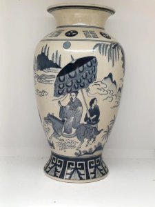 large Asian porcelain vase with a decor of animated landscape scenes in good condition