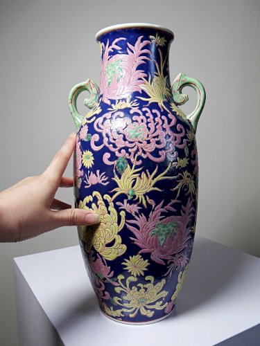 Grand vase balustre chinois vintage porcelaine émaillé à fleurs