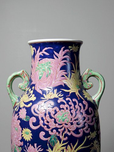 Grand vase balustre chinois vintage porcelaine émaillé à fleurs