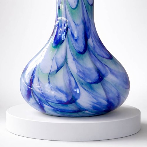 Grand vase de Murano en verre opalin soufflé flammé