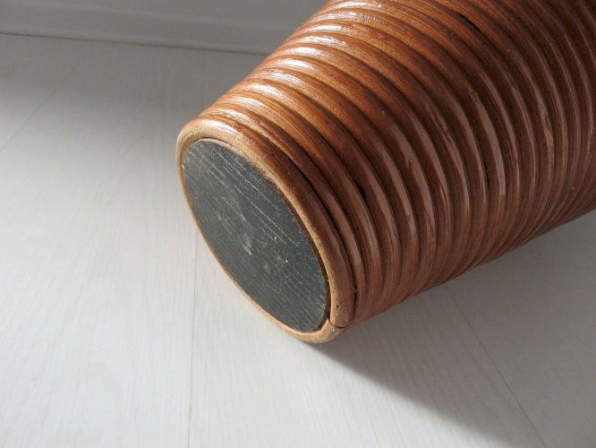 GRAND VASE DE SOL EN ROTIN DANS LE STYLE GABRIELLA CRESPI - PENCIL REED RATTAN -