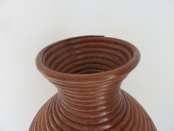 GRAND VASE DE SOL EN ROTIN DANS LE STYLE GABRIELLA CRESPI - PENCIL REED RATTAN -
