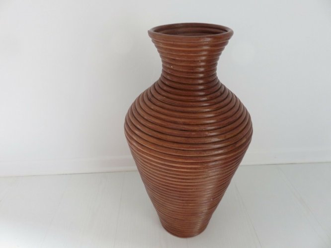 GRAND VASE DE SOL EN ROTIN DANS LE STYLE GABRIELLA CRESPI - PENCIL REED RATTAN -