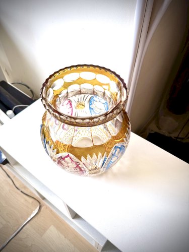 Grand vase en cristal de bohème