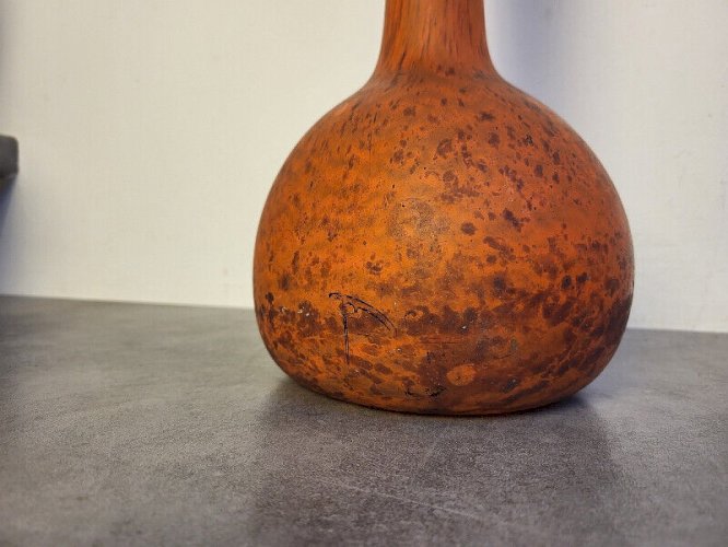 GRAND VASE EN PATE DE VERRE SIGNE DELATTE