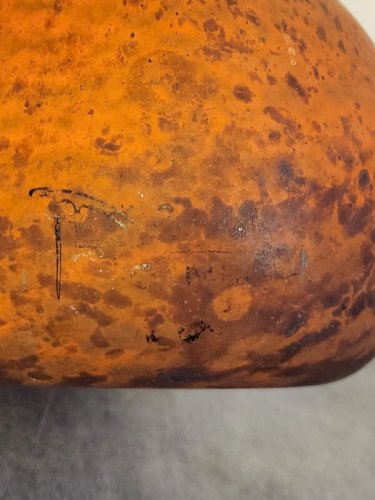 GRAND VASE EN PATE DE VERRE SIGNE DELATTE