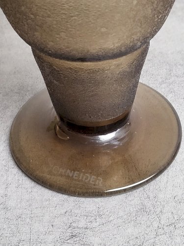 GRAND VASE EN VERRE FUME ART DECO SIGNE SCHNEIDER