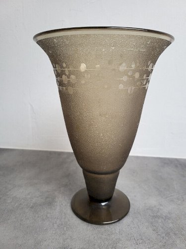 GRAND VASE EN VERRE FUME ART DECO SIGNE SCHNEIDER