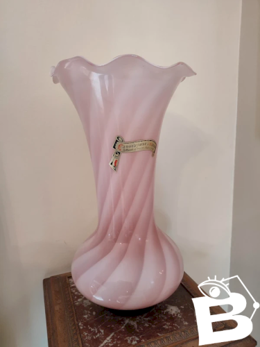 grand vase  en verre Lavorazione à Mano(Fait Main) Fabricato in Toscane en bon etat