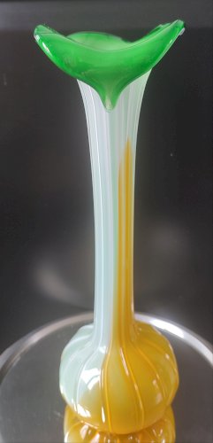 Grand vase en verre soufflé , Verrerie artistique années 70.