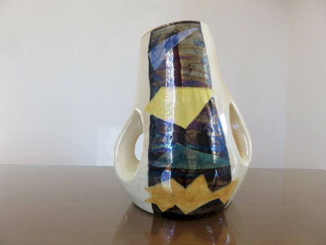 GRAND VASE FORME LIBRE EN CERAMIQUE IRISEE ANNEES 60 VINTAGE