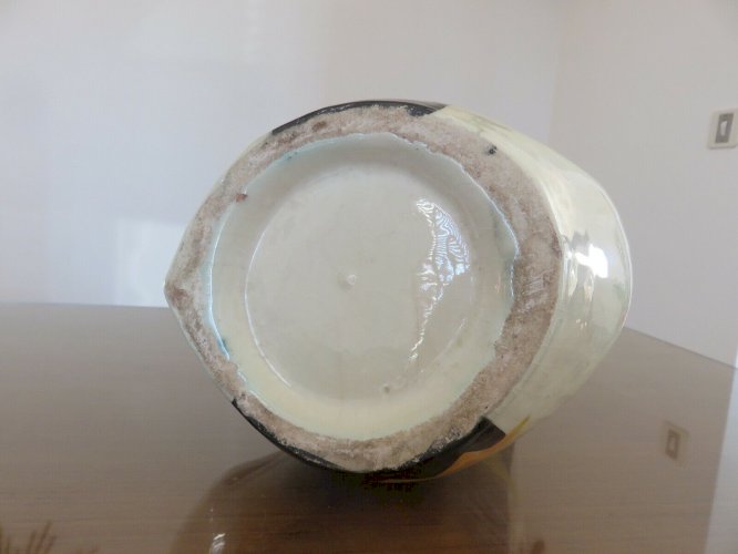 GRAND VASE FORME LIBRE EN CERAMIQUE IRISEE ANNEES 60 VINTAGE