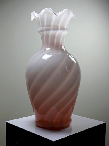 Grand vase opaline tourbillon verre de Murano vintage années 70