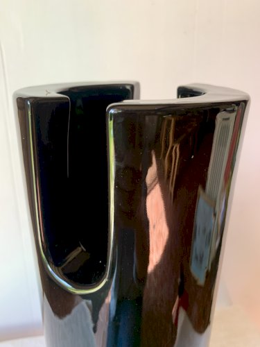 Grand vase rouleau noir design 1980