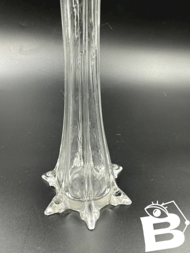 Grand vase soliflore modèle Tour Eiffel vintage