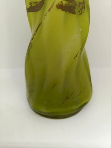 grand vase torsade legras à decor floral en etat correct