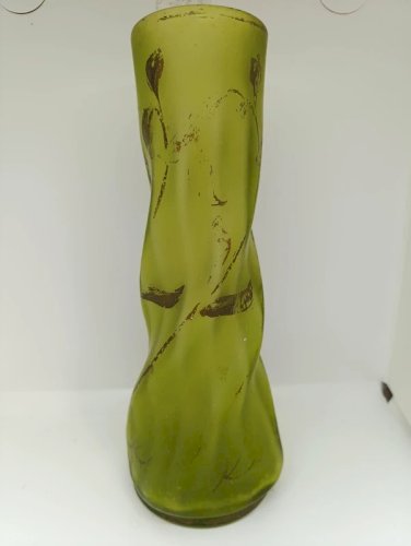 grand vase torsade legras à decor floral en etat correct