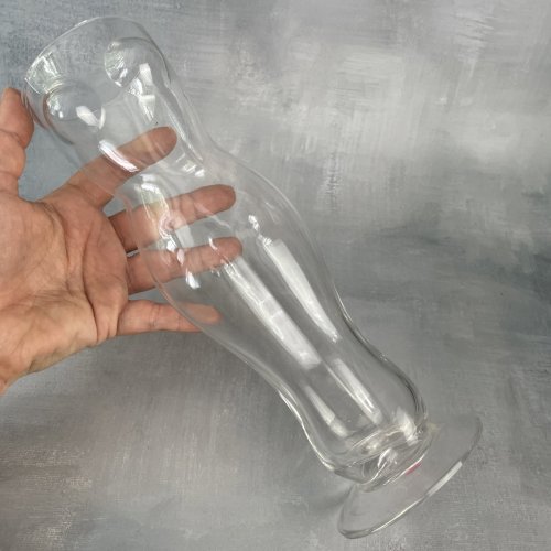 Grand verre à bière corps de femme 500ml ou vase  Haut. ~25.5cm