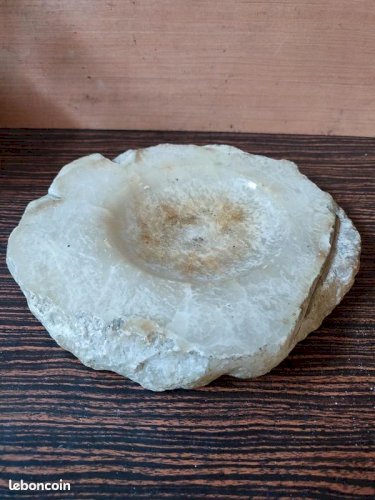 Grand vide poche / cendrier diametre 27cm albatre ? en bon etat
