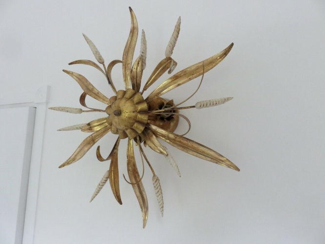GRANDE APPLIQUE  FLORART  EN METAL DORE A 3 FEUX ANNEES 70 - JANSEN.