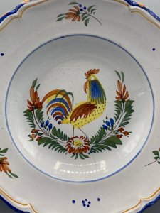 Large antique earthenware plate – rooster decoration – late 19th / early 20th century