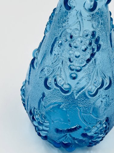 Grande bouteille vintage en verre bleu dEmpoli