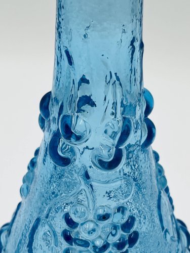 Grande bouteille vintage en verre bleu dEmpoli