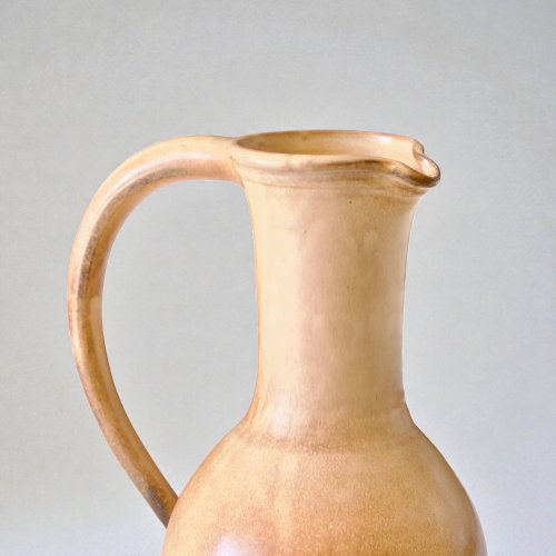 Grande carafe artisanale en grès mat