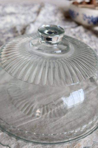 Grande cloche à fromage vintage en verre moulé transparent