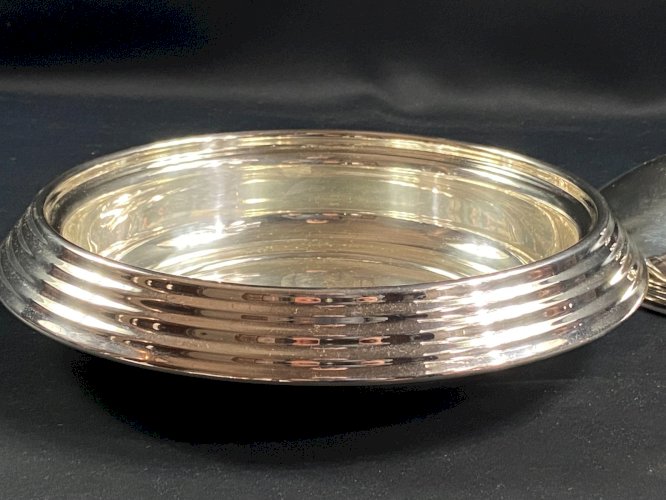 Grande cloche de service couvre-plat individuel en métal argenté