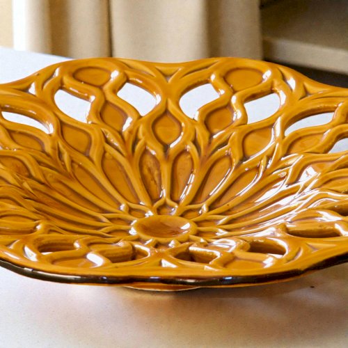 Grande corbeille coupe à fruits en faïence ajourée majolique