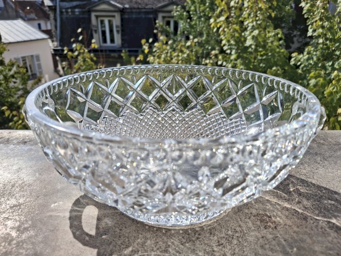 Grande coupe en cristal avec 2 anses diamètre 23 cm hauteur 9,6 cm