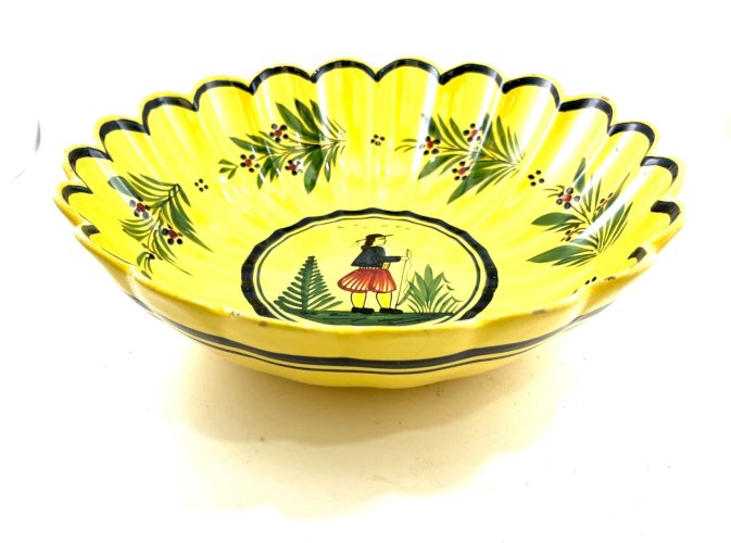 Grande coupe en faïence de Quimper – décor breton jaune – Henriot – plat rond an
