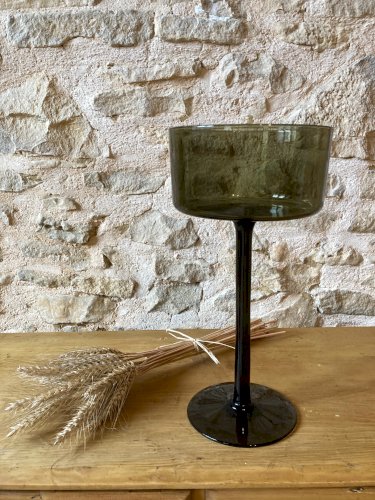 Grande coupe en verre soufflé teinté vert mousse