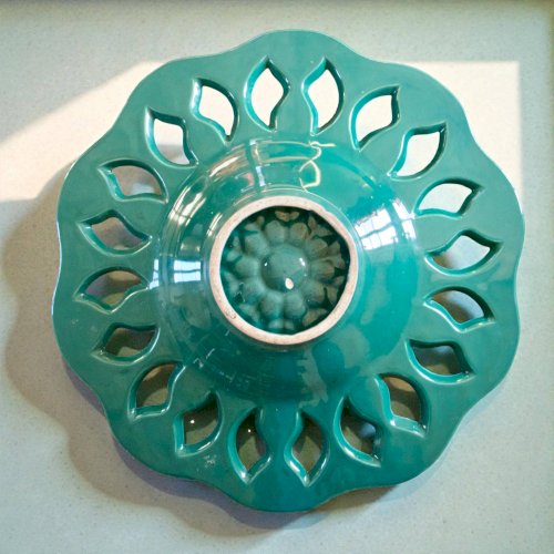 Grande coupe vintage en faïence ajourée mandala