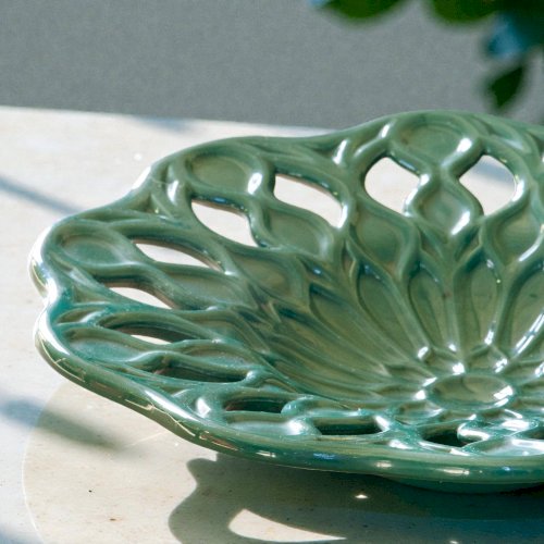 Grande coupe vintage en faïence ajourée mandala