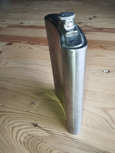 Grande flasque décorative gravée – Inscriptions chinoises – Objet symbolique sculptural