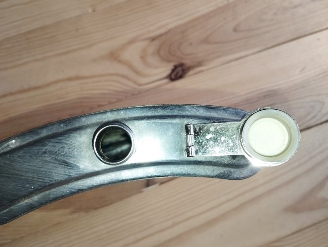 Grande flasque décorative gravée – Inscriptions chinoises – Objet symbolique sculptural