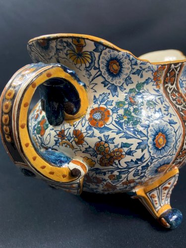 Grande jardinière oblongue en faïence de Gien décor persan époque 1880-1890