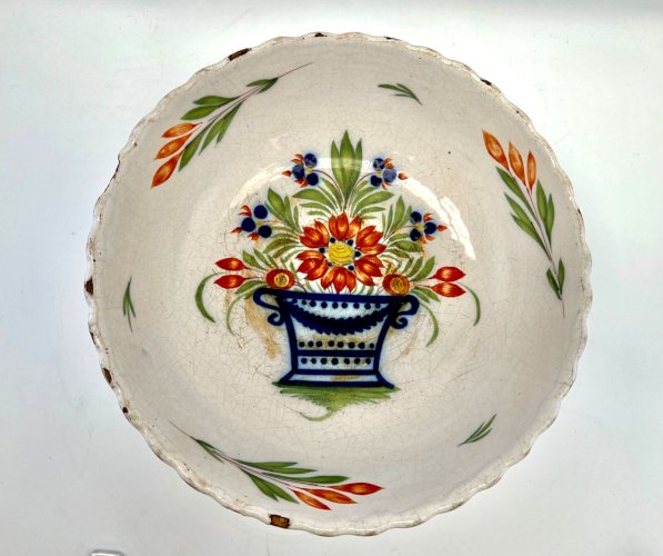 Grande jatte Saint-Clément 19e – Faïence décor fleurs – 29 cm – ancien