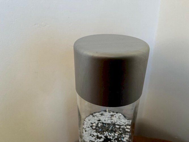 GRANDE LAMPE A PAILLETTES MULTICOLORES EN ALUMINIUM ET VERRE ANNEES 70 VINTAGE 