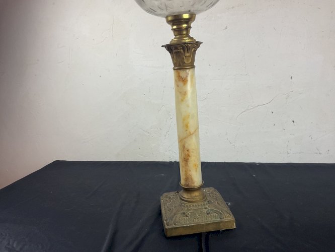 GRANDE LAMPE A PETROLE GROS TOUPIE BACCARAT CRISTAL  PIED COLONNE EMPIRE