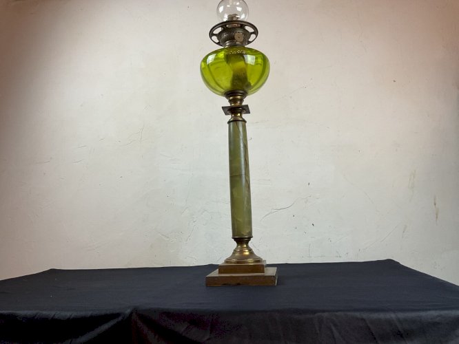 Grande lampe à pétrole style empire bronze ,Marbre onyx vert