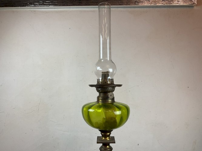 Grande lampe à pétrole style empire bronze ,Marbre onyx vert