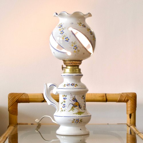 Grande lampe artisanale en faïence du Moustiers