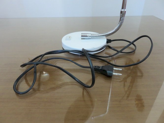 GRANDE LAMPE EN METAL LAQUE BLANC ET DOUBLE FLEXIBLE CHROME ANNEES 60 70 