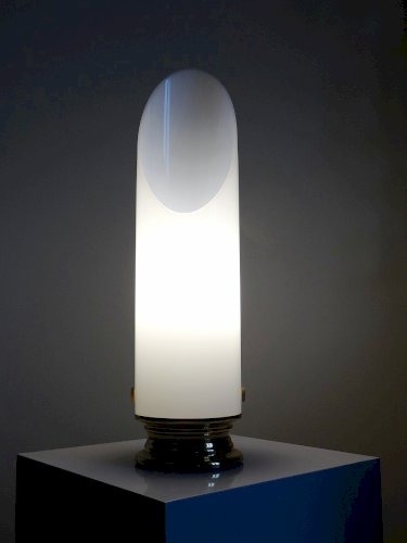 Grande lampe vintage années 50-60 tube plexiglas opalescent support métal doré